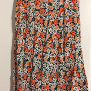 Elings, Size Large, black floral